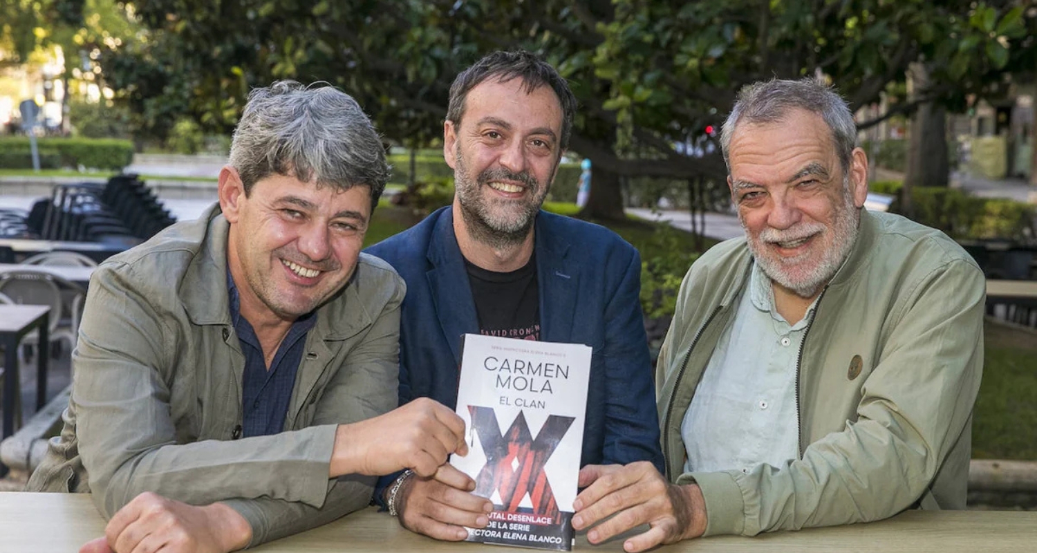 Carmen Mola – El clan