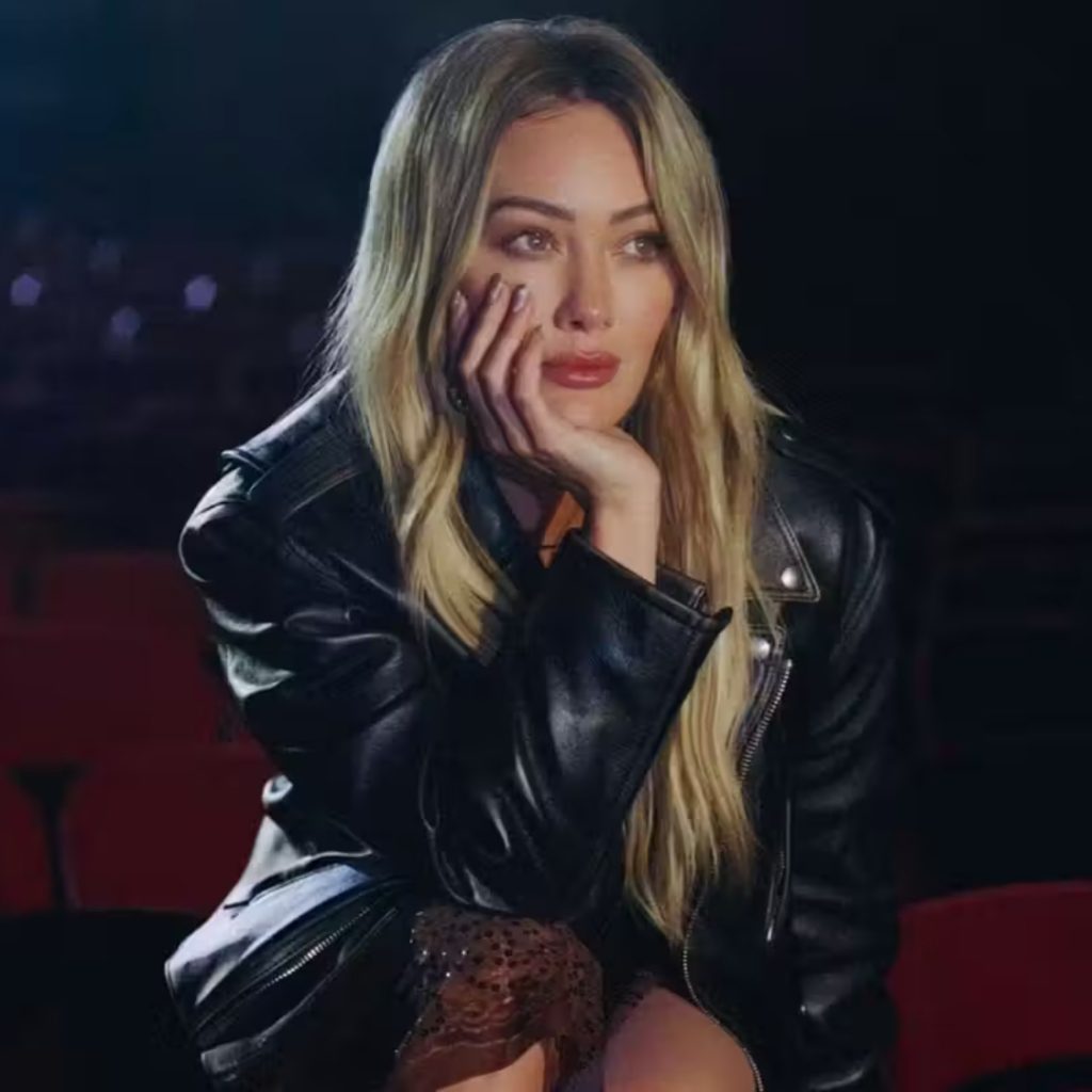 Hilary Duff – Mature