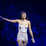 Llenar un arena o desaparecer