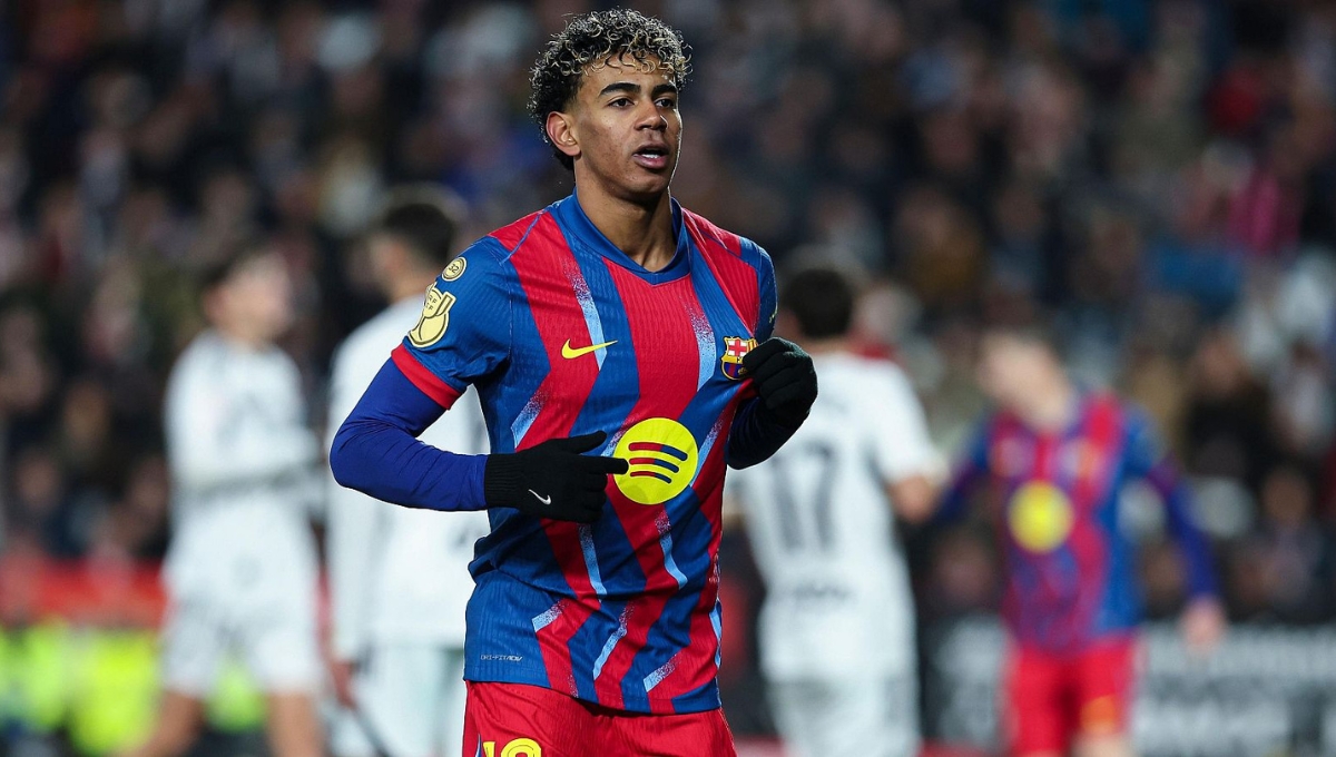 El fútbol manda y La 1 golpea primero