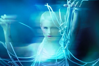 Soraya Arnelas publica 'Ilumina', su álbum más personal y vibrante