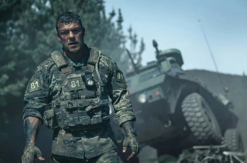 Alan Ritchson lidera “Máquina de guerra”, la nueva apuesta sci-fi de Netflix
