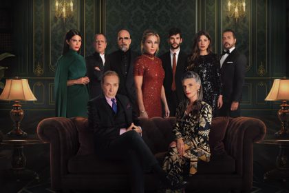 Hoy se estrena en SkyShowtime ‘El Homenaje’, la última serie de Eusebio Poncela con Elsa Pataky y Luis Tosar