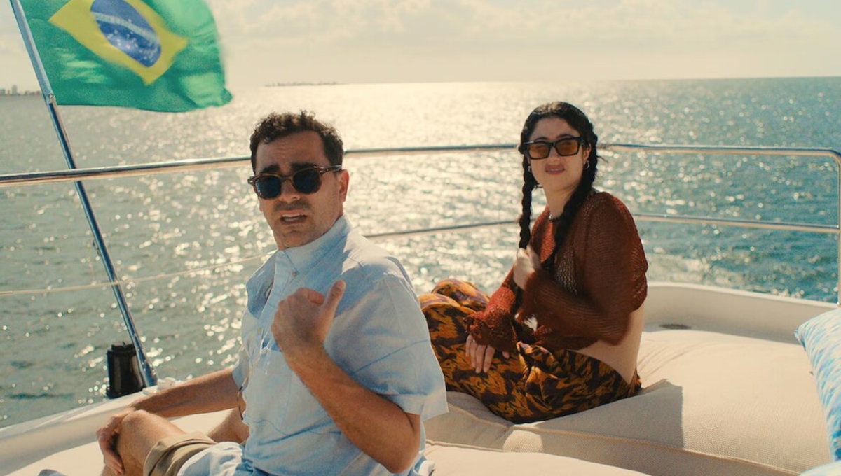 Netflix estrena hoy “Errores épicos” conoce al reparto de la nueva serie de Dan Levy (1)