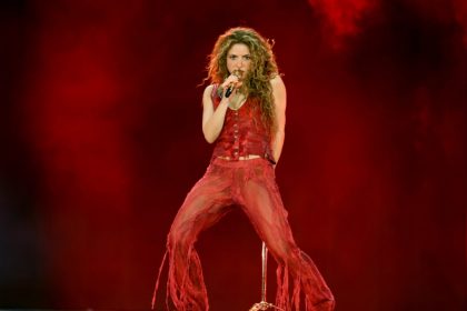 Shakira arrasa y amplía su residencia en Madrid hasta a 11 conciertos (2)