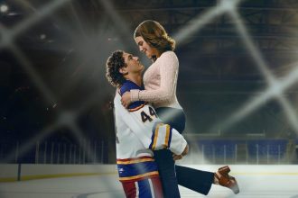 El romance universitario ‘Kiss Me (Off Campus)’ ya está disponible en Prime Video