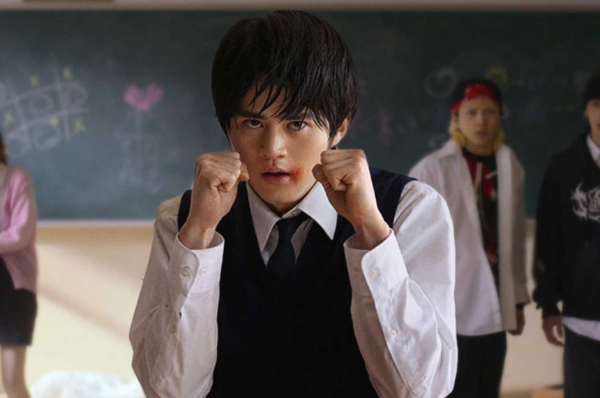 Netflix apuesta por el fenómeno Viral Hit el popular anime estrena su versión en acción real (1)