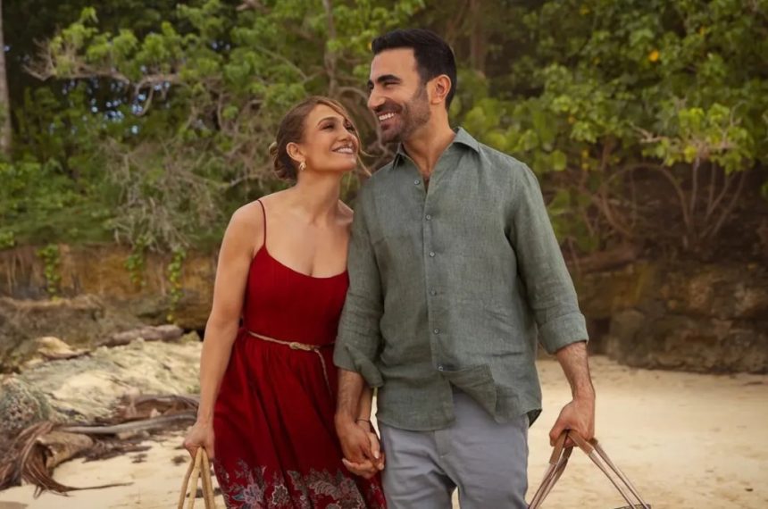 Netflix reúne a Jennifer Lopez y Brett Goldstein en una comedia romántica donde el amor desafía las normas