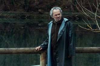 Netflix estrena 'Los creyentes' el inquietante thriller español con José Coronado