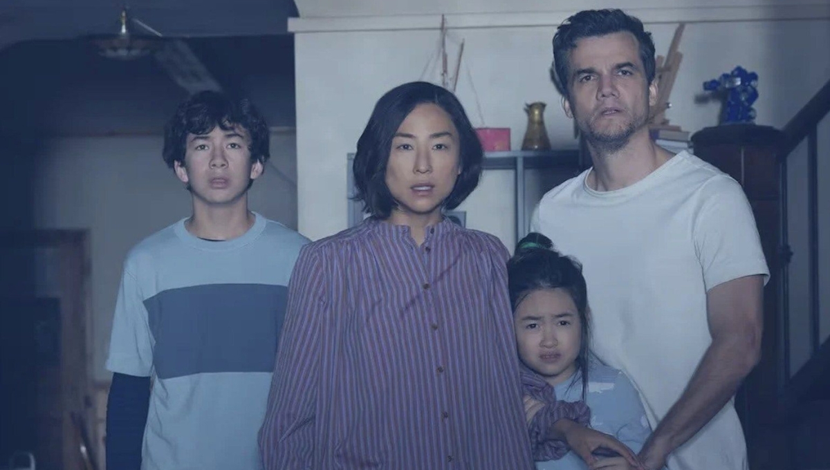 La Última Casa - Wagner Moura y Greta Lee en Netflix